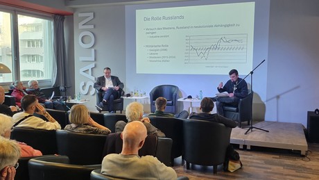 "Deutschland bereitet Krieg gegen Russland vor!" – Aufklärungsauftrag der DKP